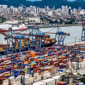 Empresas afetadas por tarifaço terão acesso a socorro de R$ 18,5 bi