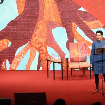 Flip: evento de abertura define Orides Fontela como poeta universal