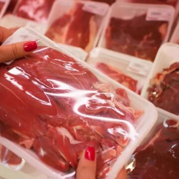 Ministério nega ter pedido flexibilização à UE para carne brasileira e aguarda análise de documentos