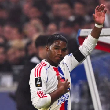Lyon quer repetir ‘fórmula Endrick’ e tenta contratação de atacante da Juventus por empréstimo