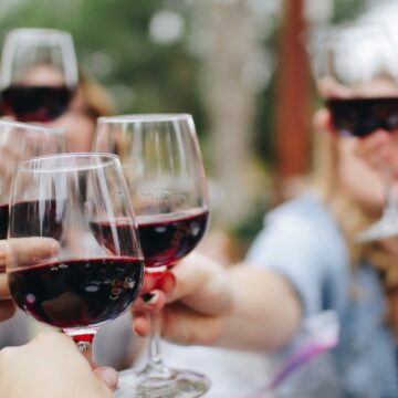 Vinho europeu deve ficar até 20% mais barato com acordo UE-Mercosul, mas redução ainda é tímida