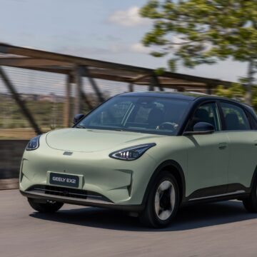 Geely EX2 é bom de dirigir e barato de manter, mas precisa corrigir 7 deslizes; VÍDEO