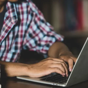 Como usar inteligência artificial para estudar sem cometer erros