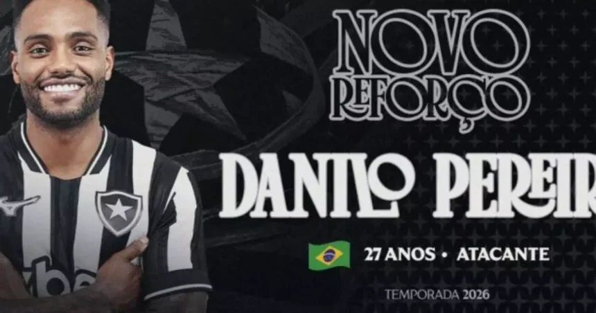 Botafogo anuncia novo centroavante