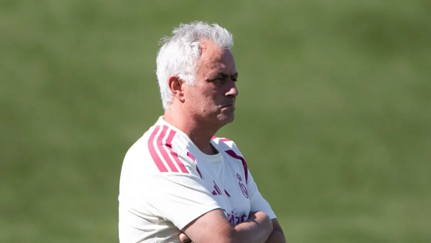 Real Madrid: ‘Queda de braço’ com volante desprestigiado por Mourinho pode travar mercado
