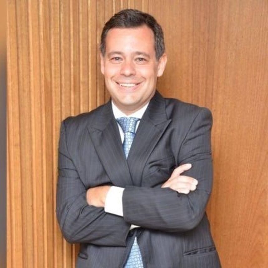 Pedrinho racha com Renato Brito Neto, 2º VP geral