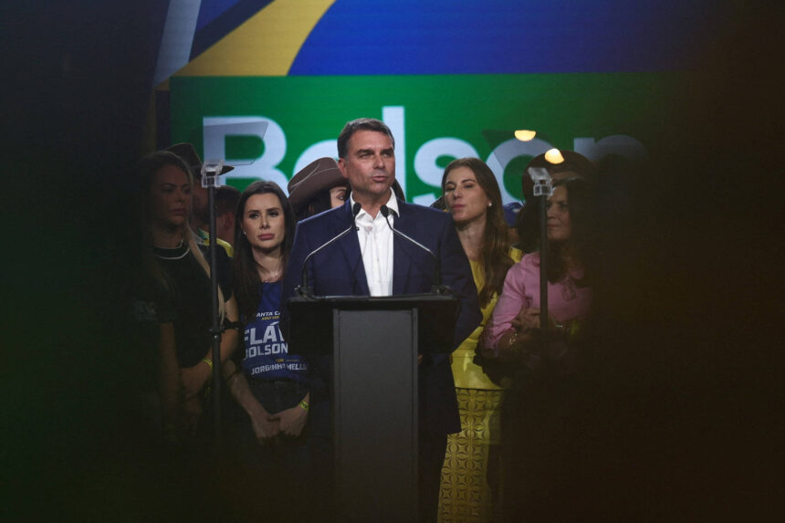 Flávio forma conselho de campanha para rebater isolamento – 28/07/2026 – Painel