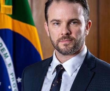 Durigan diz que pode retirar subsídio da gasolina se petróleo Durigan diz que pode retirar subsídio da gasolina se petróleo cair