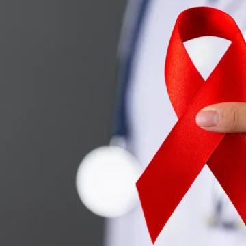 Cura do HIV? O que os dois novos casos anunciados em congresso significam