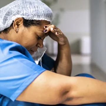 “Só me lembro do primeiro soco”: enfermeiros relatam aumento da violência em hospitais