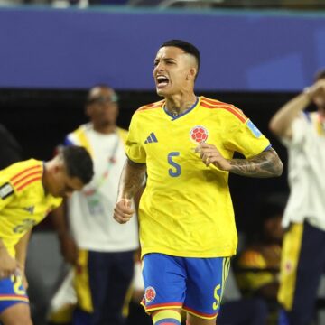 Vasco negocia a contratação do volante colombiano Kevin Castaño, do Vasco negocia a contratação do volante colombiano Kevin Castaño, do River Plate