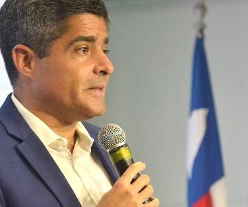 Após polêmica com cor em 2022, ACM Neto muda e se autodeclara branco no TSE