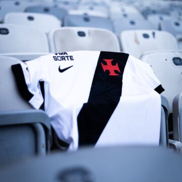 Contrato entre Vasco e Nike não prevê valores fixos e Contrato entre Vasco e Nike não prevê valores fixos e tem royalties de 12% a 18%