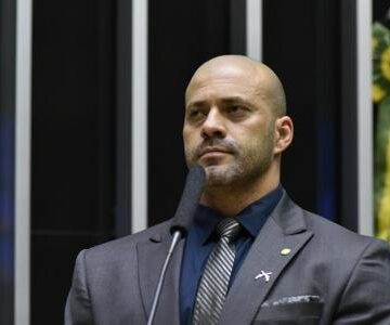 Defesa de Silveira diz que vídeo com Carlos Portinho não viola cautelar