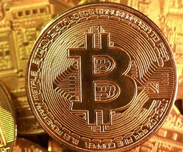 Bitcoin e Bolsa são investimentos com maior retorno julho; confira