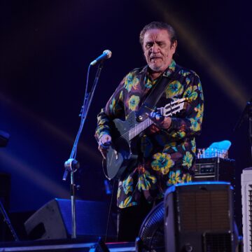 Zé Ramalho entrega show orgânico e repleto de história para Zé Ramalho entrega show orgânico e repleto de história para fãs de diferentes gerações no João Rock