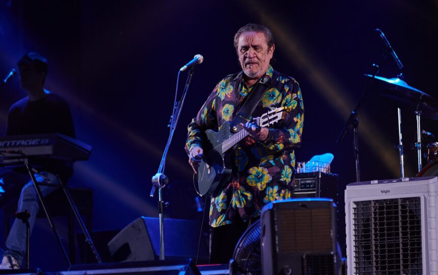 Zé Ramalho entrega show orgânico e repleto de história para Zé Ramalho entrega show orgânico e repleto de história para fãs de diferentes gerações no João Rock
