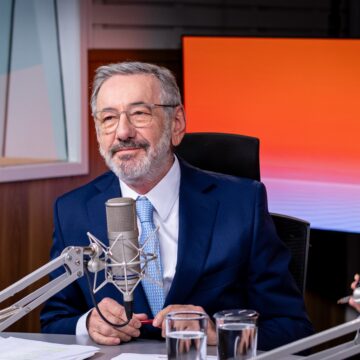 Ministro vai à Índia em busca de ampliar comércio em defesa, tecnologia e indústria; Brasil quer diminuir efeito do tarifaço dos EUA