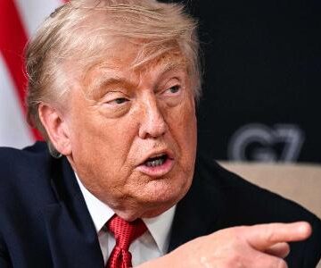 Trump cobra petroleiras por redução imediata no preço das combustíveis