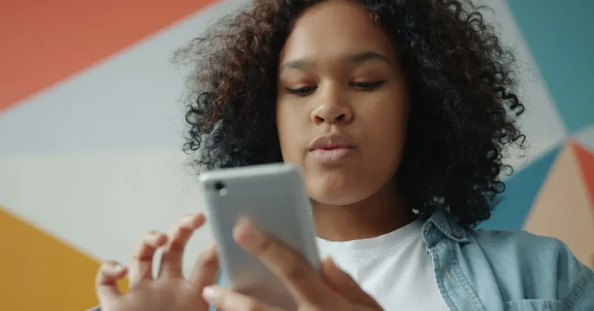 “Meu SUS Digital” disponibiliza canal gratuito de orientação sobre saúde “Meu SUS Digital” disponibiliza canal gratuito de orientação sobre saúde mental para jovens