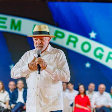 TSE manda governo remover publicações com destaque pessoal a Lula em canais oficiais