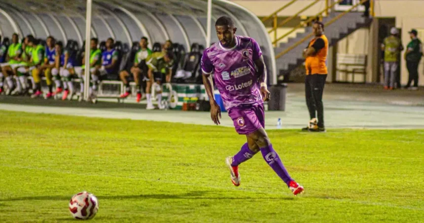 Juninho Teles vive recomeço no Falcon e destaca oportunidade: ‘Tenho trabalhado muito’