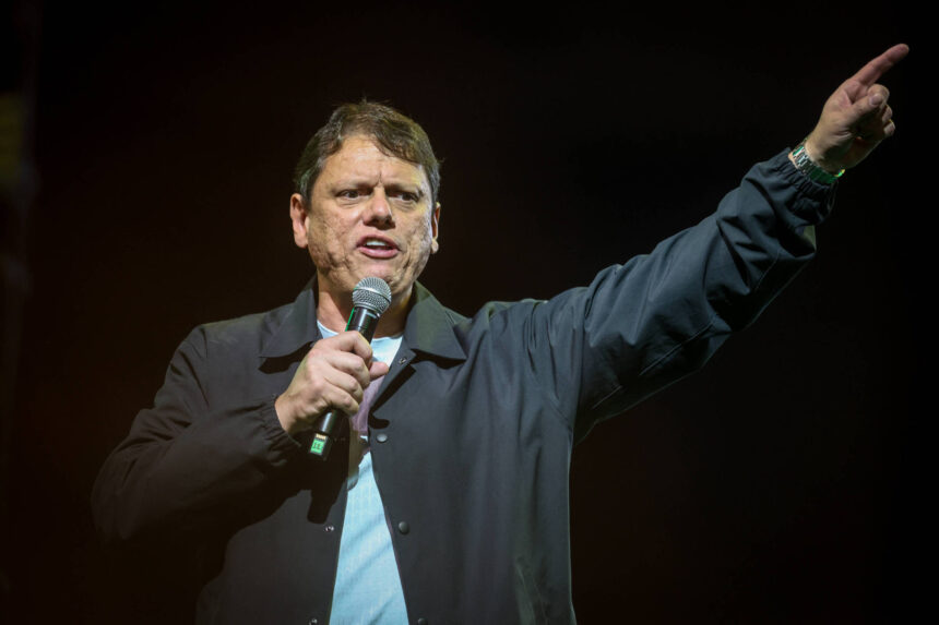 Tarcísio descarta boné de Trump diz acreditar em urnas – 05/08/2026 – Política