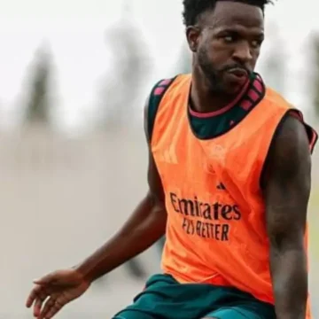 Post de empresário de Vini Jr aumenta expectativa por ida do atacante ao Arsenal