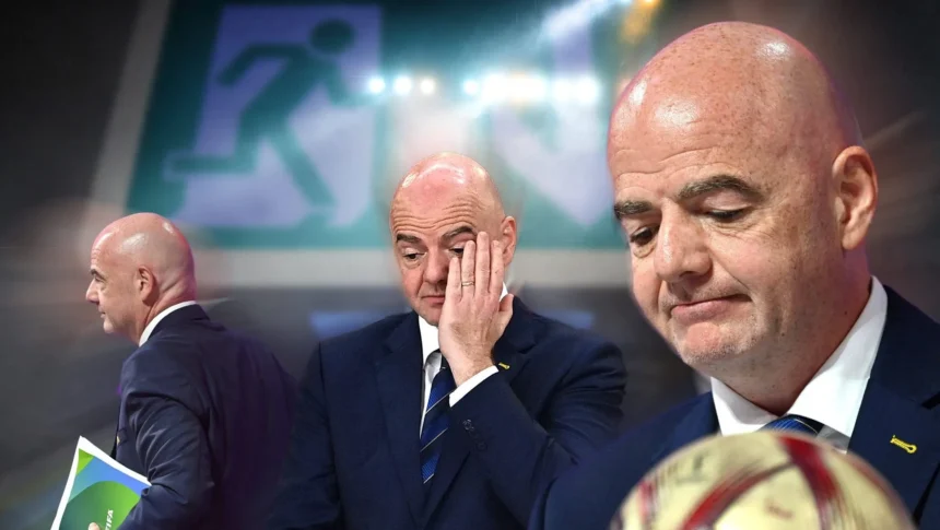 Fifa: Infantino tenta cartada desesperada após perder apoio em polêmica Fifa: Infantino tenta cartada desesperada após perder apoio em polêmica sobre Copa do Mundo