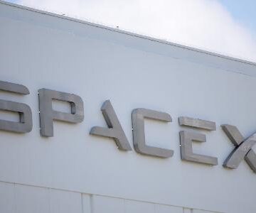 SpaceX e Tesla investirão US$ 16,8 bi em fábrica de chips nos EUA