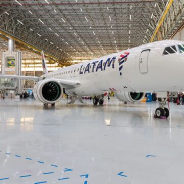 Muito caro viajar de avião? Guerra encarece querosene e gera R$ 5,2 bilhões de gastos a mais às aéreas