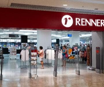 Ação da Renner cai na Bolsa após empresa cortar previsão de vendas em 2026