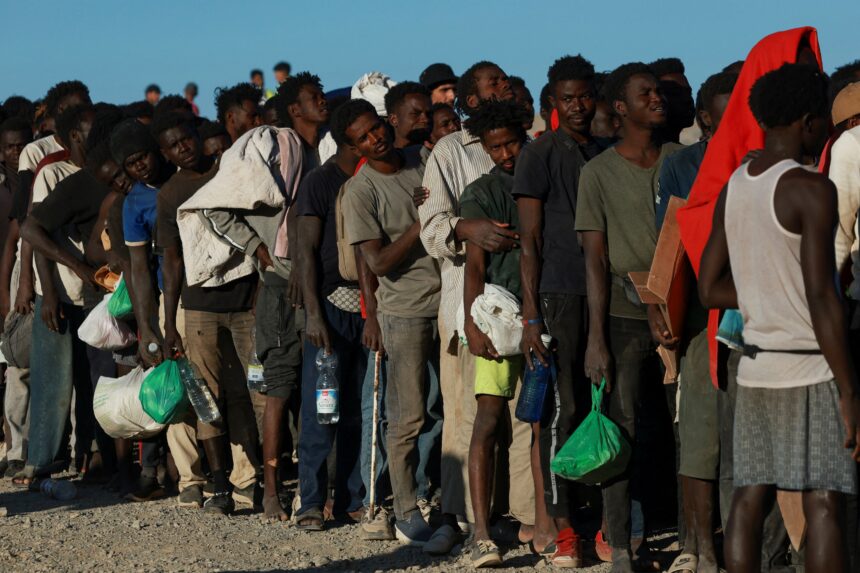 UE cobra Meta e TikTok por combate à desinformação após UE cobra Meta e TikTok por combate à desinformação após aumento de migrantes em Ceuta