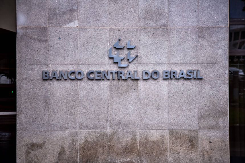 BC cria regra contra fraudes com criptomoedas - 07/08/2026 - BC cria regra contra fraudes com criptomoedas – 07/08/2026 – Economia