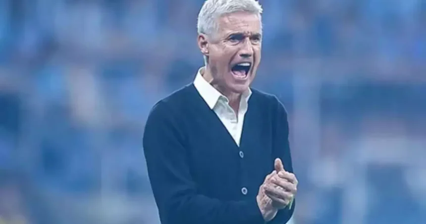 Luis Castro ganha fôlego no Grêmio após virada sobre o Luis Castro ganha fôlego no Grêmio após virada sobre o São Paulo