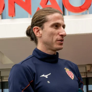 Como Filipe Luís ‘soube sofrer’ e viu filosofia superar teste de fogo contra o Liverpool