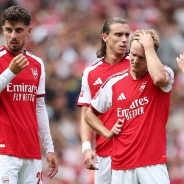 Arsenal acende alerta diante de problemas ‘novos e repetidos’ em temporada como campeão