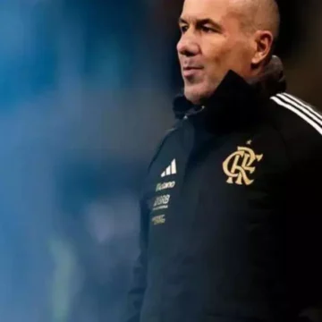Leonardo Jardim rebate críticas no Flamengo; saiba o que disse