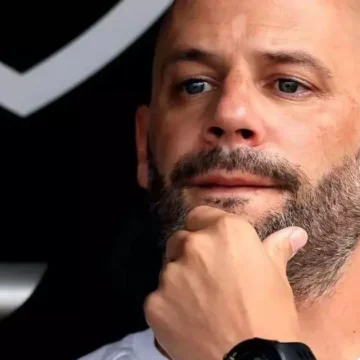 Botafogo volta a mirar jogador do Qarabag; contratação ainda é possível?