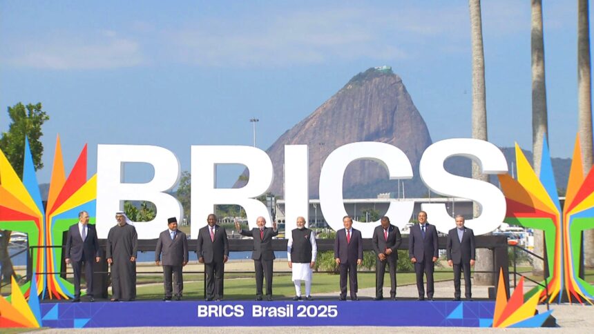 Brics discutem integração de sistemas de pagamento e moedas digitais, diz presidente do BC da Índia
