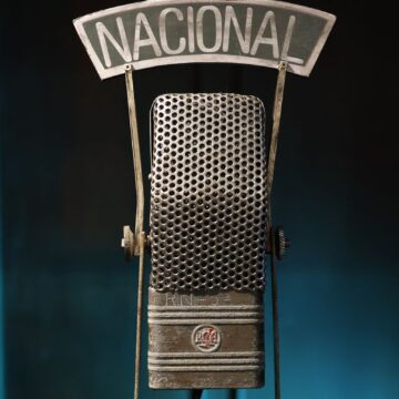 Rádio Nacional celebra 90 anos neste sábado com programação especial