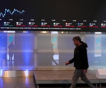 B3 lucra R$ 1,38 bilhão no 2º trimestre, alta de 8%