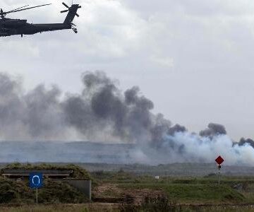 Helicóptero Apache cai em voo de treinamento no Texas e mata dois militares