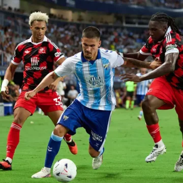 Elenco do Fulham abandona campo e Málaga encerra amistoso de forma inusitada
