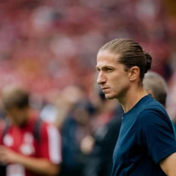 Monaco de Filipe Luís perde para time da Premier League