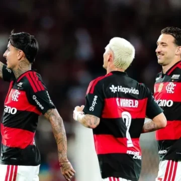 Com mais dois desfalques, Flamengo viaja para enfrentar o Mirassol Com mais dois desfalques, Flamengo viaja para enfrentar o Mirassol