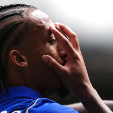 7 gols em 5 jogos: João Pedro usa pré-temporada para se consolidar como pilar do novo Chelsea