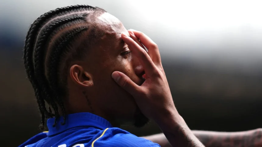 7 gols em 5 jogos: João Pedro usa pré-temporada para 7 gols em 5 jogos: João Pedro usa pré-temporada para se consolidar como pilar do novo Chelsea