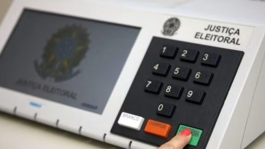 Candidatos ao governo do DF abrem campanha com missas, atos Candidatos ao governo do DF abrem campanha com missas, atos de rua e jogo de futebol; veja resumo do primeiro dia