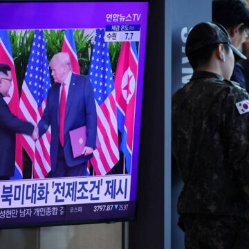 Trump reduz exercício militar com Seul e diz que Coreia do Norte tem sido ‘inofensiva e respeitosa’ – 16/08/2026 – Mundo
